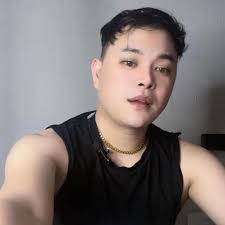 Annita Bell's Instagram, Twitter & Facebook