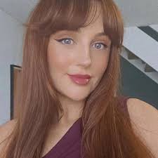 Hi, I work for a local council and we currently have a scheme in which we  support refugee family's find homes. We can provide rent in advance, the  deposit and we also