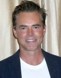 resizing.flixster.com/ks0bKzcLes1eixM5OnuVh4doghc=...