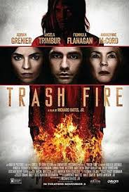 En free fire podrás hacer equipos de dos y cuatro personas, para enfrentarte al resto. Trash Fire Wikipedia