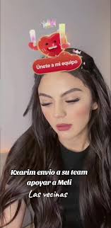 Las Vecinas: Apoyo y Canciones en Vivo