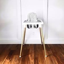 Il Y A Tellement A L Amour Sur La Chaise Haute Antilop D Ikea Y Compris Le Design Minimaliste Et Praticite Ikea High Chair Highchair Cover Antilop High Chair