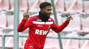 Super eagles forward emmanuel dennis has been high on the transfer list of several english clubs with manchester united reportedly the latest side interested in signing the youngster. Dennis Der Fc Setzt Auf Potenzial Kicker