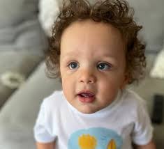 Robert Ledwell's Instagram, Twitter & Facebook