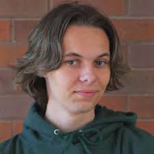 Oliver Stanton's Instagram, Twitter & Facebook