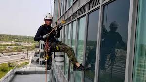 Looking for a window cleaning service in toronto? Pressure Washing Toronto High Rise Power Washing Experts