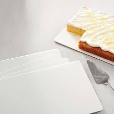 They could be covered with aluminum foil to prevent this. 10 X 14 Inch Rectangular Cake Boards 6 Piece Wilton