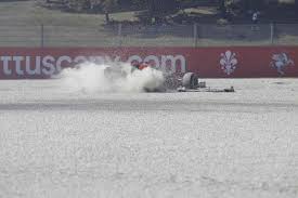 Nelle retrovie si è creata un po' di l'uscita dell'ultima curva del mugello, la bucine, immette sul rettilineo del traguardo che è lungo più di 1km. Formula 1 Incidenti Mugello Video Youtube Verstappen Sainz Stroll