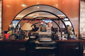 Kitchen cabinet ideas for small kitchens. Sneaker Zimmer De Around The World