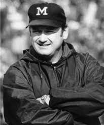 Not only did harbaugh join in, but he took a yellow hammer and obliterated a buckeye on the grave of former michigan coach bo schembechler. Bo Schembechler 1929 2006 Find A Grave Memorial