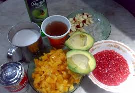 Dalam wadah yang berbeda, masukkan air kemudian campur dengan susu kental manis. Cara Membuat Es Buah Dengan Sirup Marjan Yang Sehat Dan Nikmat