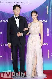 Get to know your apple watch by trying out the taps swipes, and presses you'll be using most. 57th Baeksang Art Awards Dramabeans Korean Drama Recaps