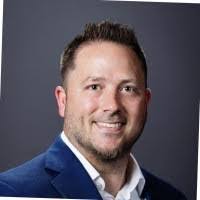 Justin Downs's Instagram, Twitter & Facebook