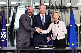 EU-NATO sign cooperation pledge, tone down strategic autonomy talk –  EURACTIV.com