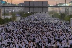 What are the mistakes that some pilgrims make when heading to Muzdalifah?