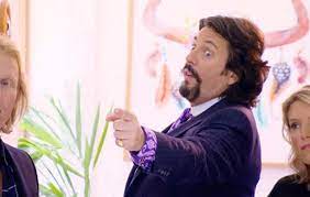 We are delighted to have worked with laurence on this new and exclusive collection of wallpapers. Laurence Llewelyn Bowen Says House Rules Is Painfully Honest