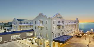 Aacistak) is a city located in monterey county on the southern edge of monterey bay on the u.s. Intercontinental The Clement Monterey Hotelbewertungen Und Fotos
