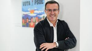 Miguel Ángel Gallardo: "Guardiola ya se arrepiente de haber pulsado el botón rojo de las elecciones en Extremadura" | Público