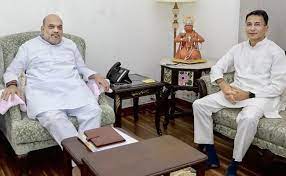 With elections just around the corner in india's uttar pradesh, the state's political parties are working on new strategies to win. U Luufahvvtcm