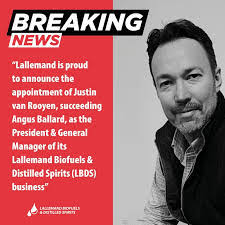 Jeff Carver's Instagram, Twitter & Facebook