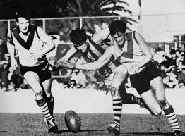 Leigh matthews is an actor, known for matlock police (1971), alvin purple (1976) and friday night football (1983). Leigh Matthews Hawthorn John Rantall South Melbourne With Paul Harrison South Melbourne In Background 100 Gr South Melbourne Melbourne Leigh Matthews
