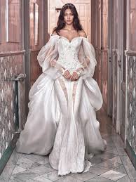 Hellblaues tüllballkleid mit wunderschönen floralen applikationsdetails. Galia Lahav Brautkleider Traumhafte Brautkleider Luxus Pur