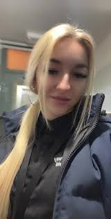 Amy Burnside X Yours