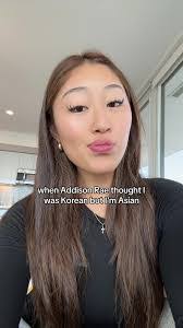 Paige Lees's Instagram, Twitter & Facebook