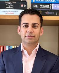 Learn about the Mentors helping entrepreneurs in our program