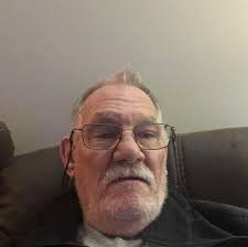 The Commander, a great old single screw Tug.