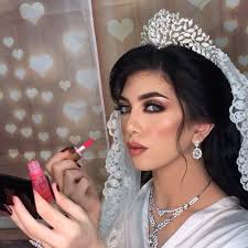 خبره 15 سنه تخصص عرايس Deram Artist Instagram Photos And Videos Ear Cuff Photo And Video Instagram Photo