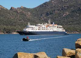 Apt Ms Caledonian Sky Transportation To Van Diemens Land Avid Cruiser Cruise Reviews Luxury Cruises Expedition Cruises