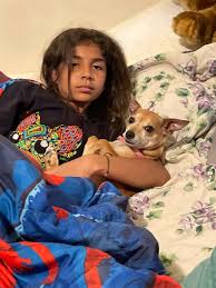 Danielle Gillison (@daniellegillison)