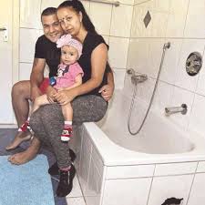 Mit der zeit können sich in dem gebogenen rohr haare und schmutz ablagern, was zu verstopfungen führt. Besonderer Feuerwehr Einsatz Kind Aus Bad Sassendorf Steckt Mit Fingern Im Syphon Fest Soest