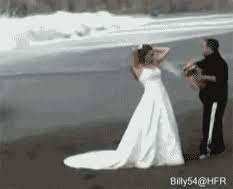 Kurze glückwünsche zur hochzeit für whatsapp und co. Prikolnye Gifki Lustige Bilder Hochzeit Pannen Gif Bilder Lustig