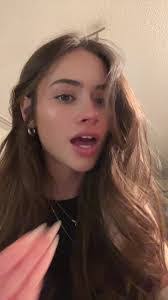 Felicia Farias's Instagram, Twitter & Facebook