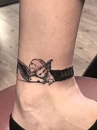 Small unique tattoos offer new scope for tattoo artists. 30 Cool Small Tattoo Ideas For Men In 2021 The Trend Spotter