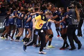 She was born on may 2, 1986 in aubenas, france.amandine leynaud is a successful handball player from france. Amandine Leynaud Siraba Dembele Pictures Photos Images Zimbio