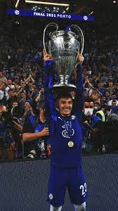 Billy clifford gilmour is a scottish professional footballer who plays as a midfielder for premier league club norwich city, on loan from ch. Chelsea Fan
