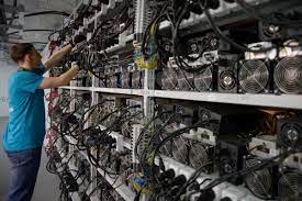 We help to bitcoin mining equipment and provide premium miner hosting in tier iii and tier ii data centers. Canada S Bitcoin Farms Buys More Than 2 000 Btc Mining Machines By Thecoinrise Com Medium