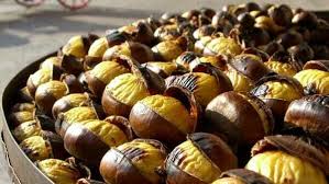 Le castagne al microonde sono una ricetta facile, economica e salva tempo, ideale per avere pronto all'uso in meno di mezz'ora questo frutto autunnale. Caldarroste Come Prepararle In Casa Trucchi E Consigli