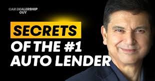 Scott Raeside's Instagram, Twitter & Facebook