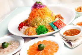 It was modified by 4 chefs in 1964 in a restaurant kitchen in singapore. Chinese New Year Salad Yu Sheng This Was My Favourite Dish During My First Chinese New Year In Malaysia Tasty Dishes Salad Dishes Signature Dishes