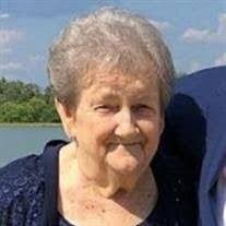 Shelby Hester's Instagram, Twitter & Facebook