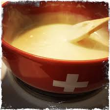 Schweizer Kasefondue Rezept Kasefondue Fondue Schweizer Kasefondue