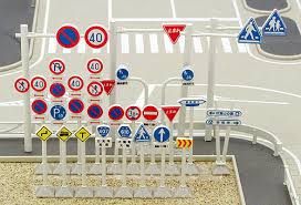 Street Signs Set 1 - Kato 23-419, NewhallStation.com