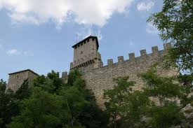 Météo, budget, activités et incontournables de la ville. Italie Albums D Italie Marches Saint Marin San Marino 8628