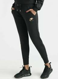 Enjoy free shipping and easy returns every day at kohl's. Black And Gold Nike Women S Clothing Online Shopping