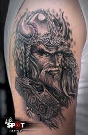 To further accentuate the celtic theme of the tattoo, many people opt for adding other celtic symbols such as the celtic knot to the design. 23 Unique Viking Tattoo Designs Designs Tattoo Unique Viking Vikingtattoosleeve Viking Tattoo Sleeve Viking Tattoos Viking Warrior Tattoos