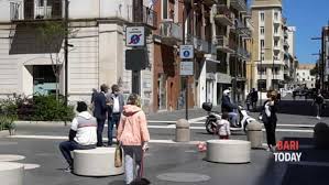 Ancora troppo alti secondo molti per giustificare la collocazione della. Covid Ultimo Giorno In Giallo Da Domani Puglia In Zona Rossa